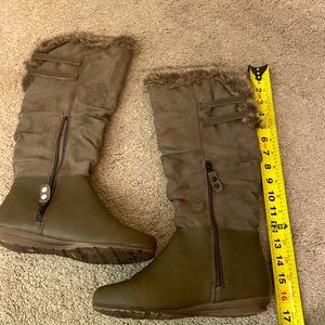 Knee high grey boots size 6
